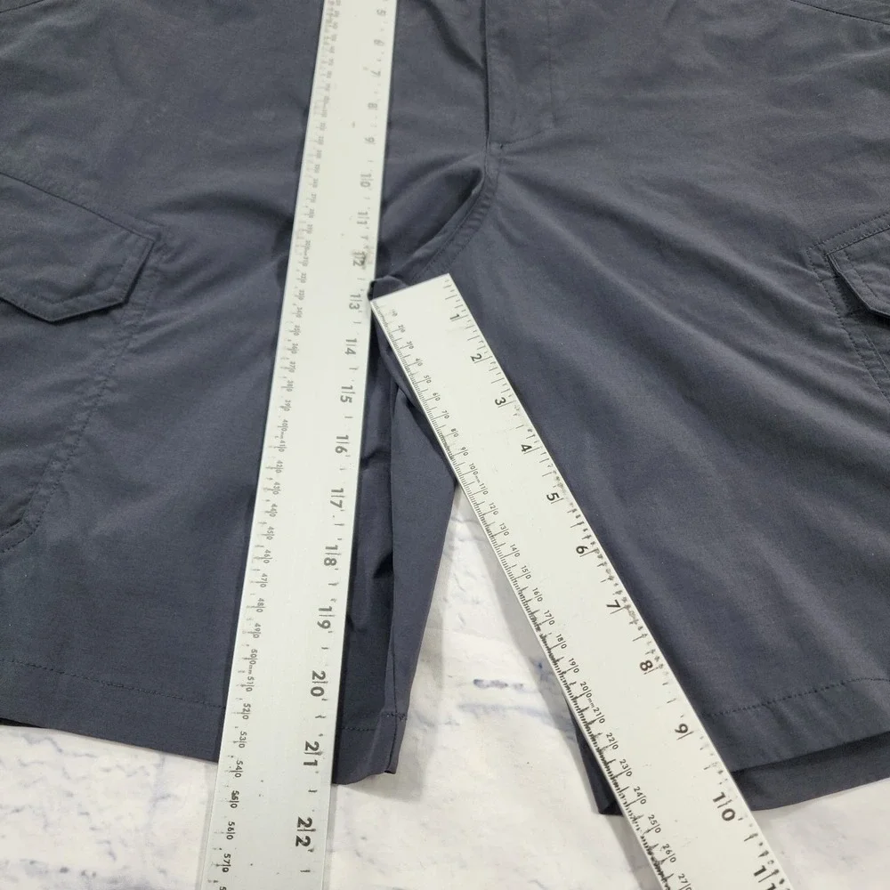 Under Armour MENS SIZE 38 Fish Hunter Cargo Shorts Black 1304649 UPF 30 10" - Picture 4 of 14